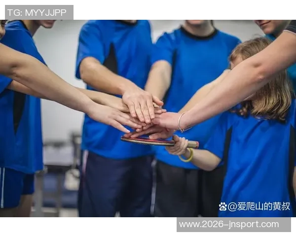 哈珀谈与福克斯卡斯尔的默契配合与团队精神展现